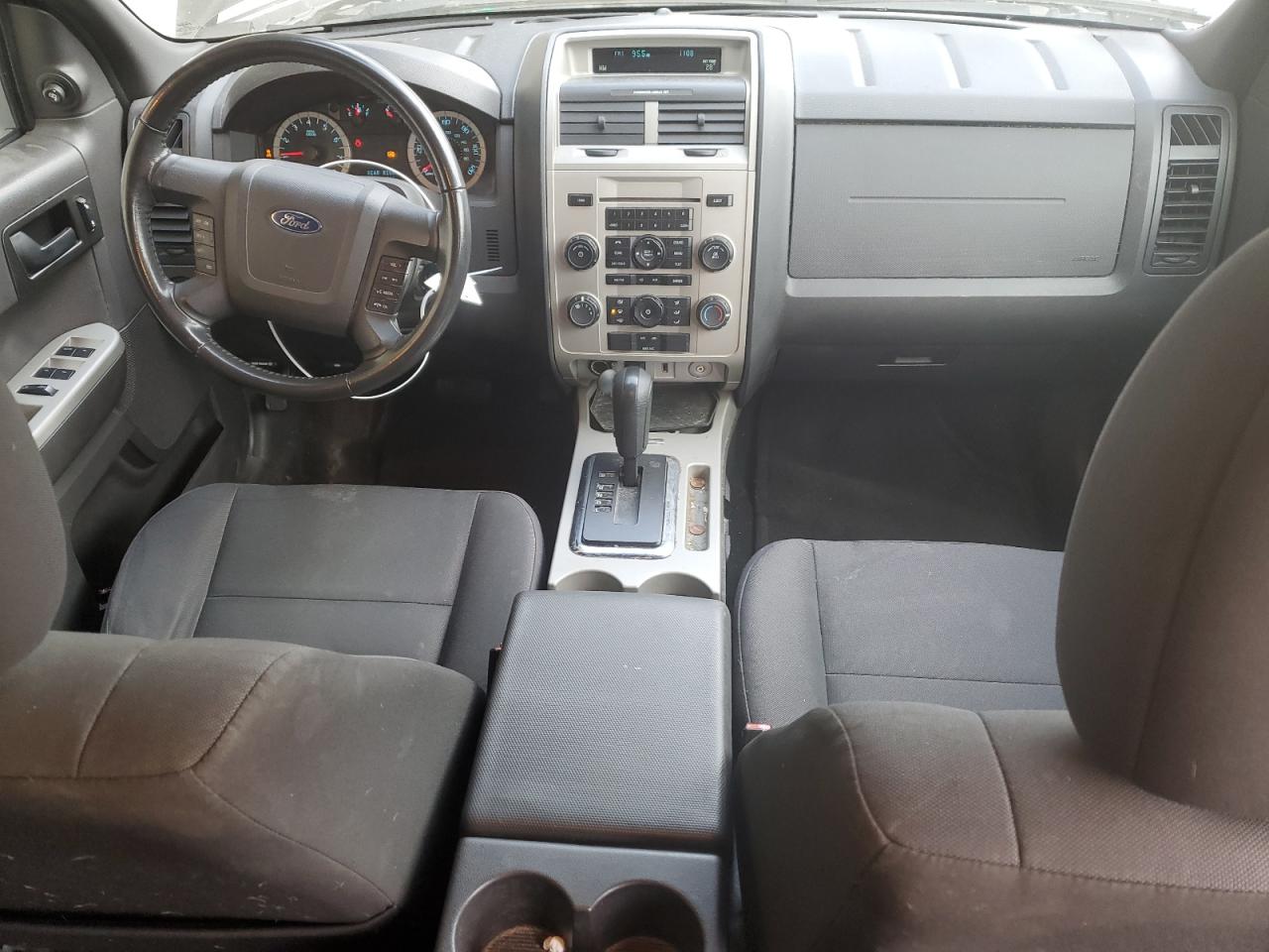 2011 Ford Escape - Image 8