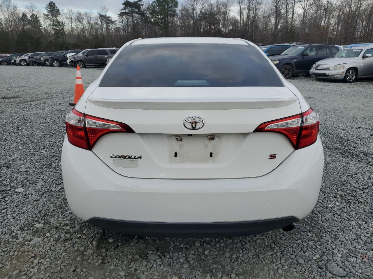 VIN 5YFBURHE3FP312751 2015 TOYOTA COROLLA no.6