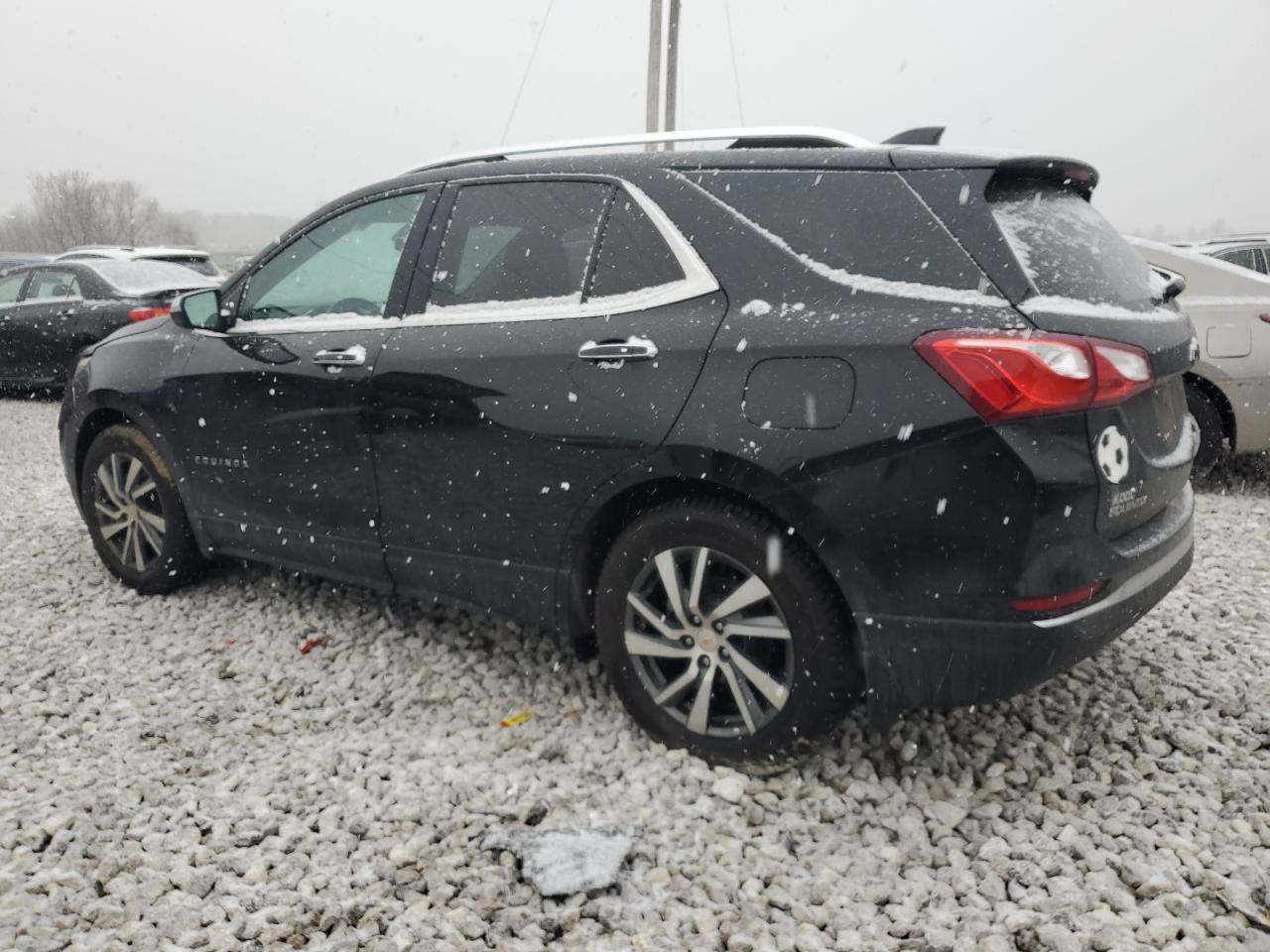 2018 Chevrolet Equinox - Image 2