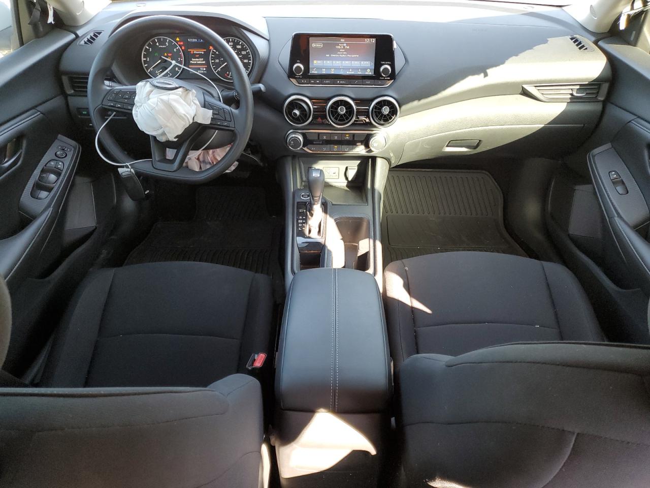 2024 Nissan Sentra - Image 8