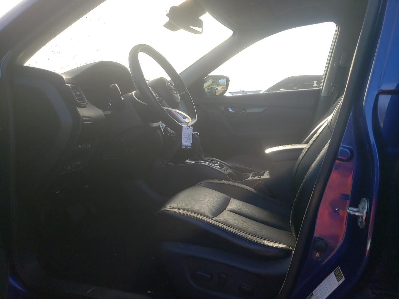 2018 Nissan Rogue - Image 7