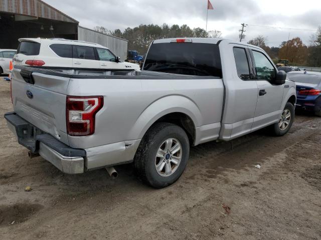  FORD F-150 2018 Srebrny