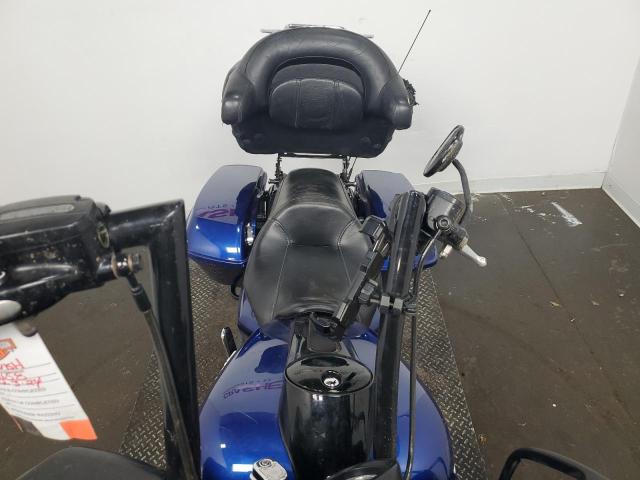  HARLEY-DAVIDSON FL 2017 Синій