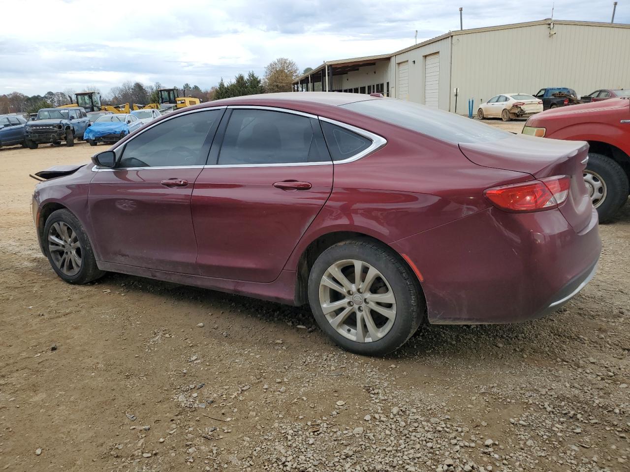 VIN 1C3CCCAB5FN695484 2015 CHRYSLER 200 no.2