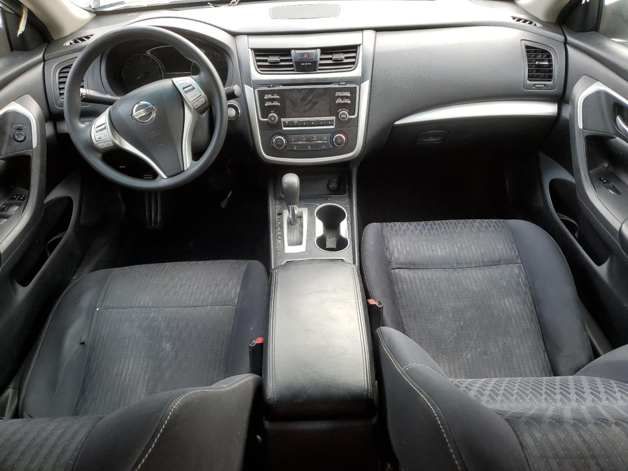 2017 Nissan Altima - Image 8