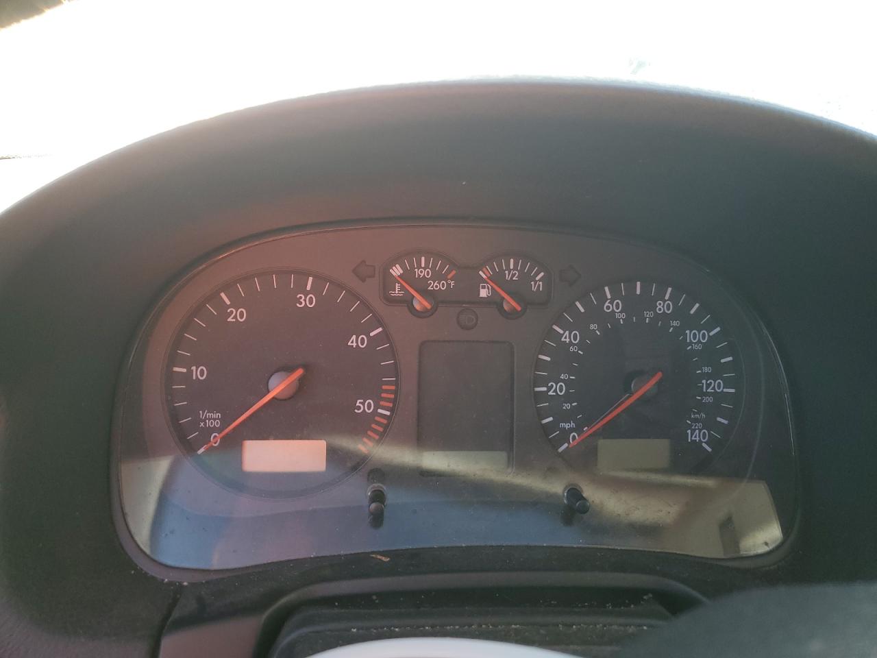 2002 Volkswagen Jetta - Image 9