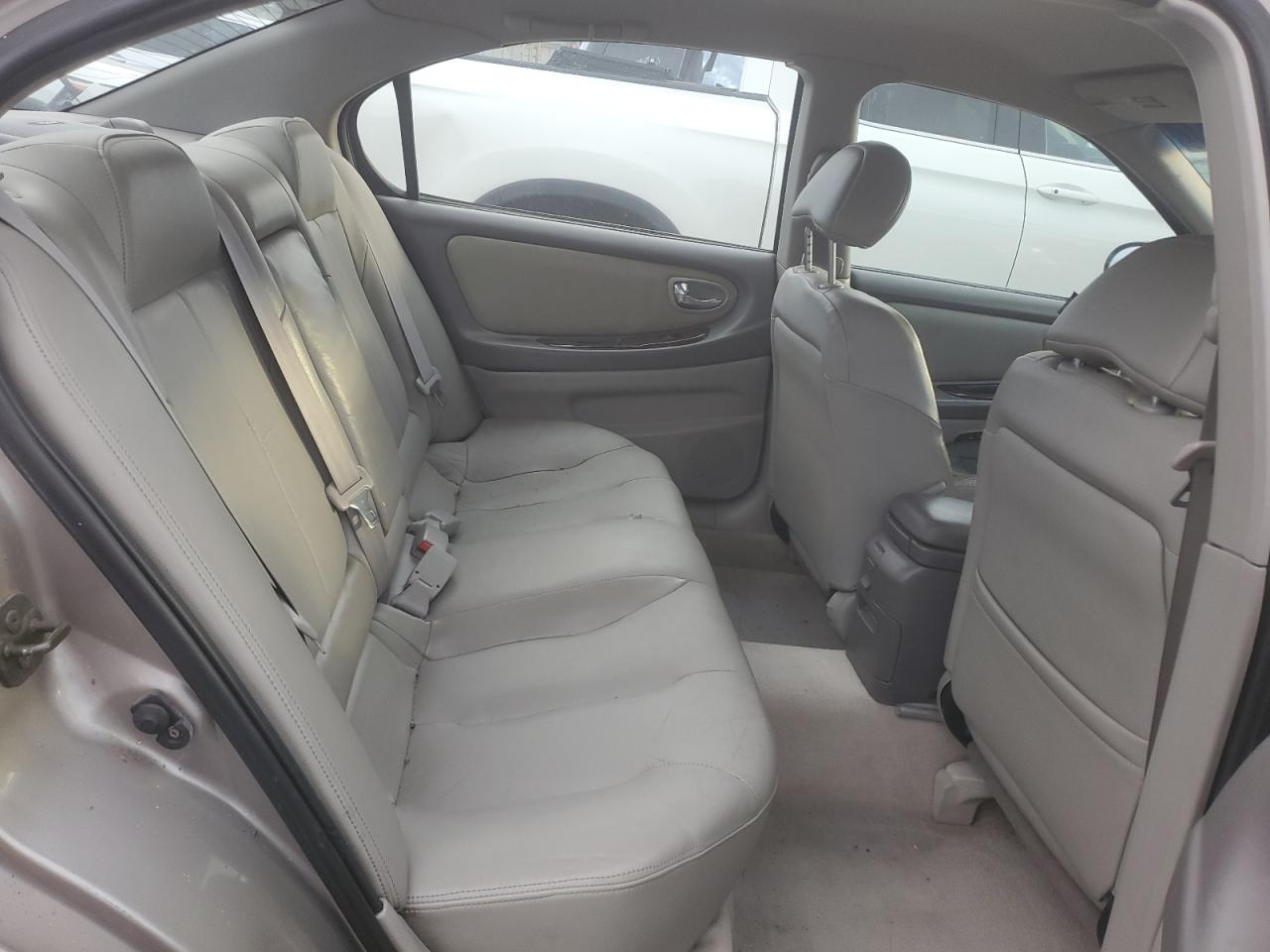 2001 Nissan Maxima Gxe VIN: JN1CA31DX1T622590 Lot: 85303504