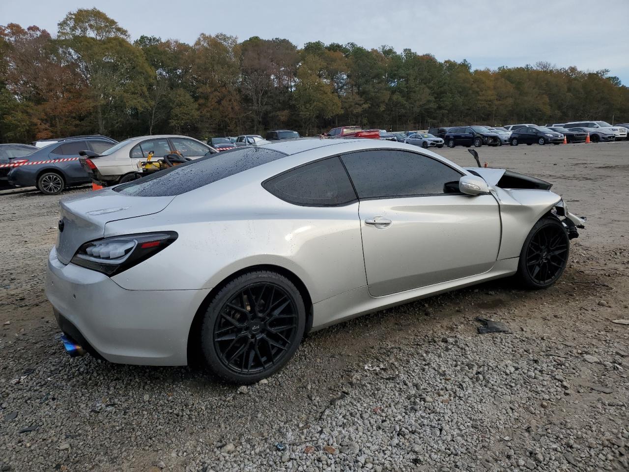 VIN KMHHU6KJ1DU104409 2013 HYUNDAI GENESIS no.3