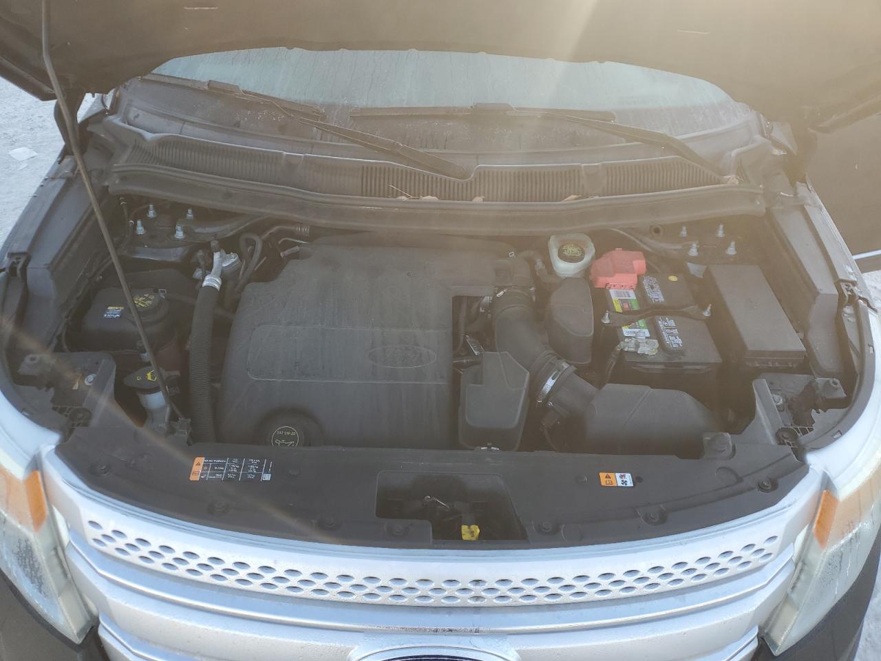 2015 Ford Explorer - Image 12
