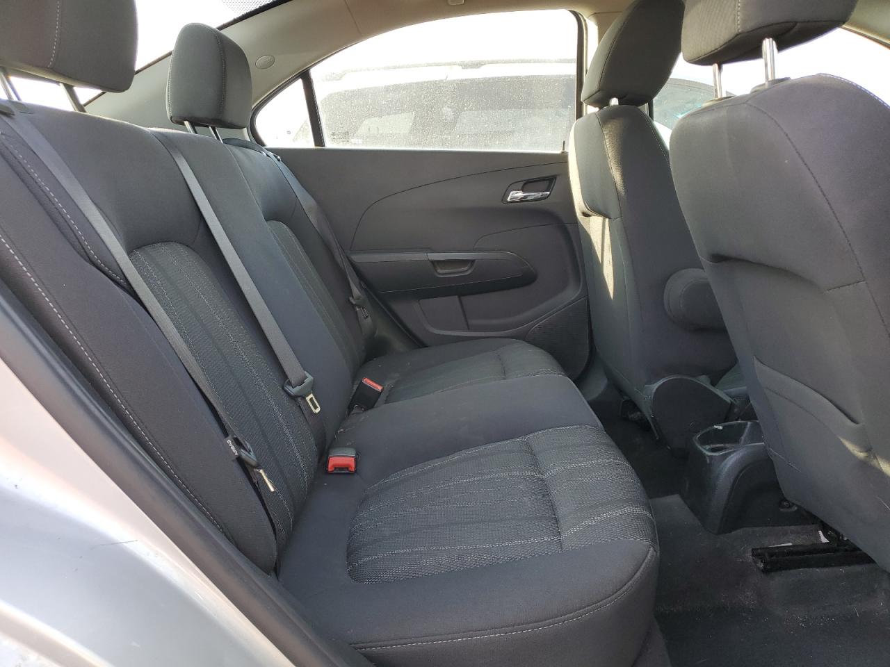 2015 Chevrolet Sonic - Image 10
