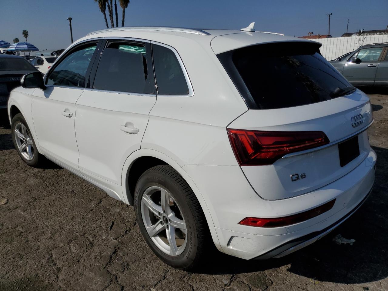 VIN WA1AAAFY7M2051438 2021 AUDI Q5 no.2