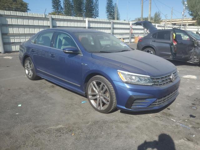  VOLKSWAGEN PASSAT 2017 Blue