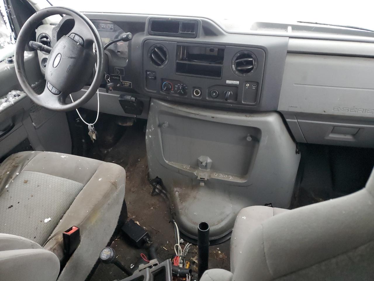 2012 Ford Econoline - Image 8