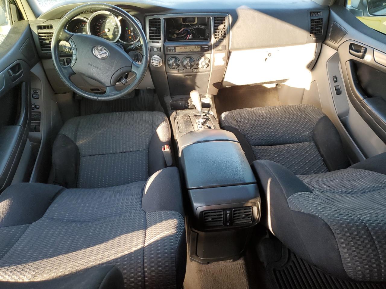 2006 Toyota 4Runner - Image 8