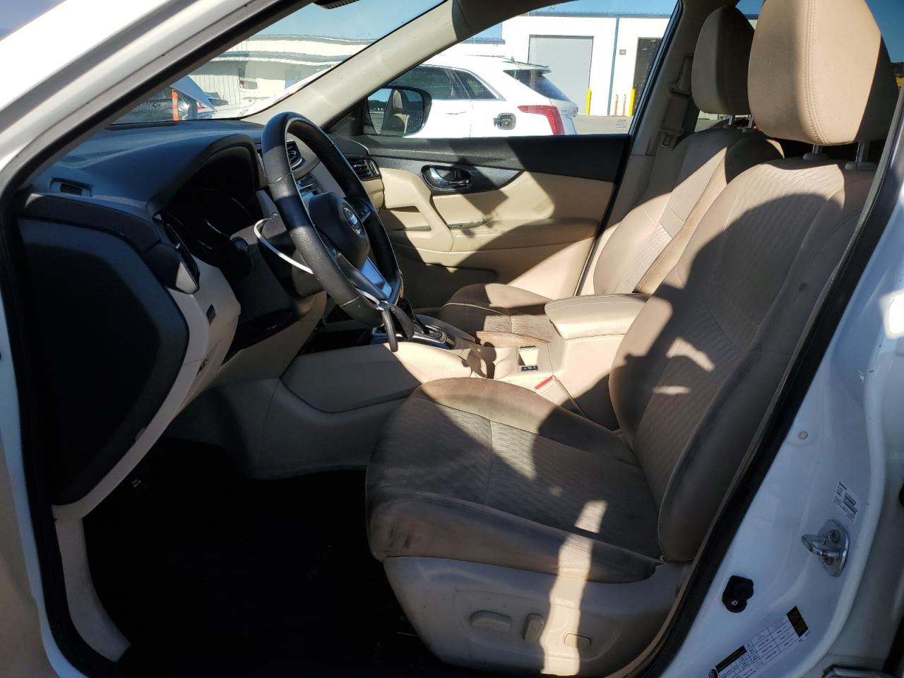 2019 Nissan Rogue - Image 7