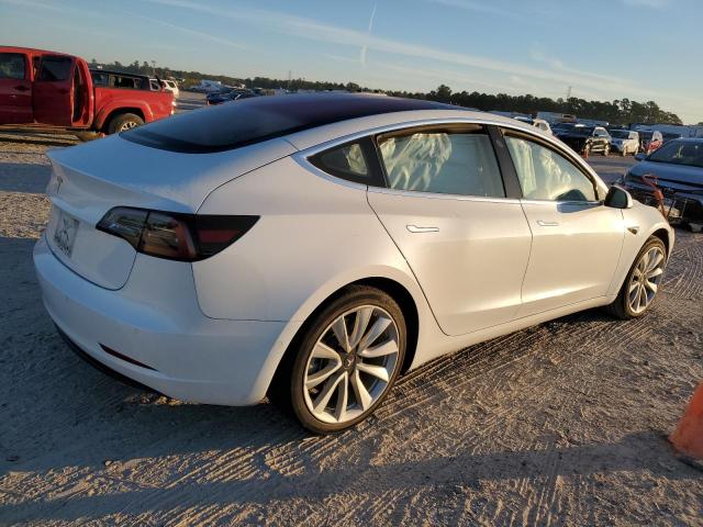  TESLA MODEL 3 2018 Белый