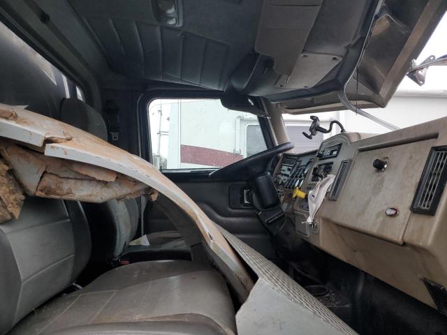 2006 PETERBILT 335 