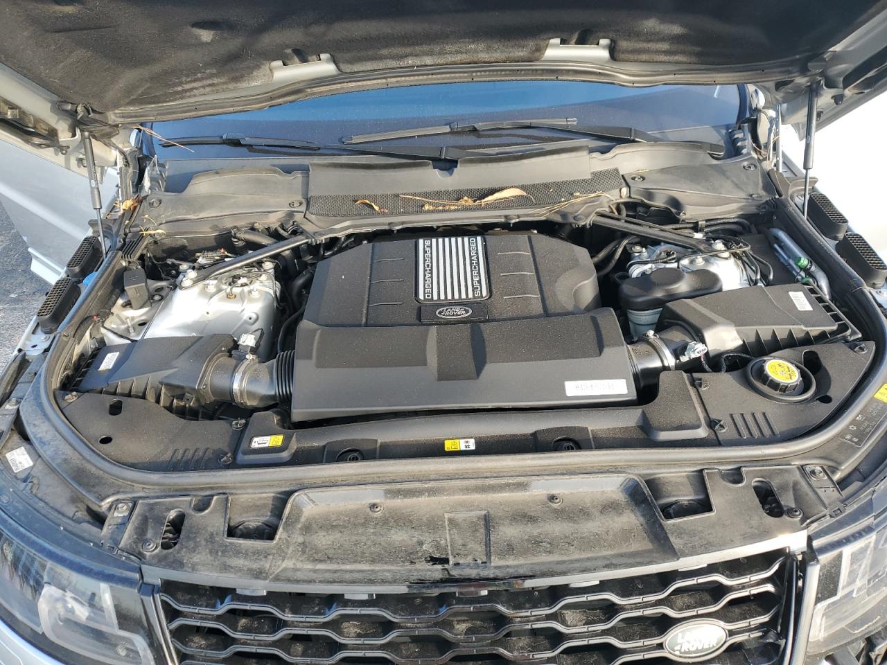 2019 Land Rover Range Rover - Image 13