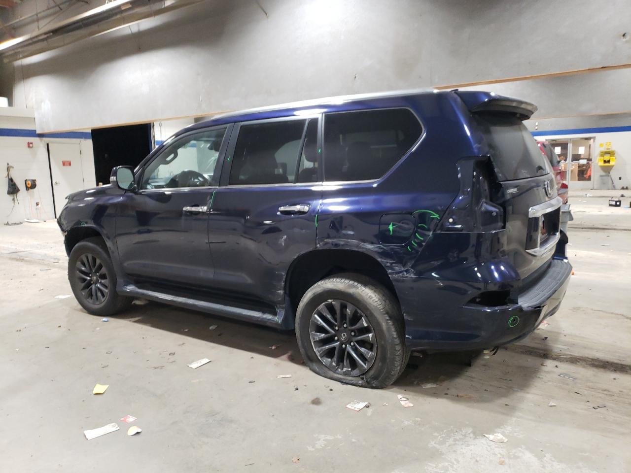 2021 Lexus GX - Image 2
