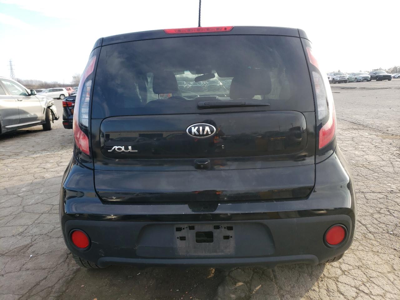 VIN KNDJN2A20K7657618 2019 KIA SOUL no.6