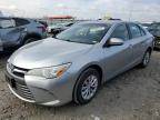 2016 Toyota Camry Le zu verkaufen in Cahokia Heights, IL - Hail