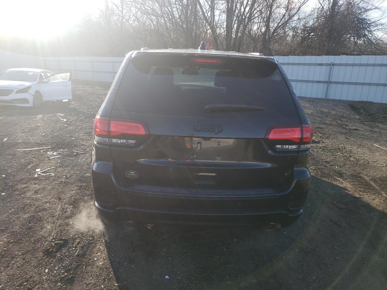 2015 Jeep Grand Cherokee - Image 6