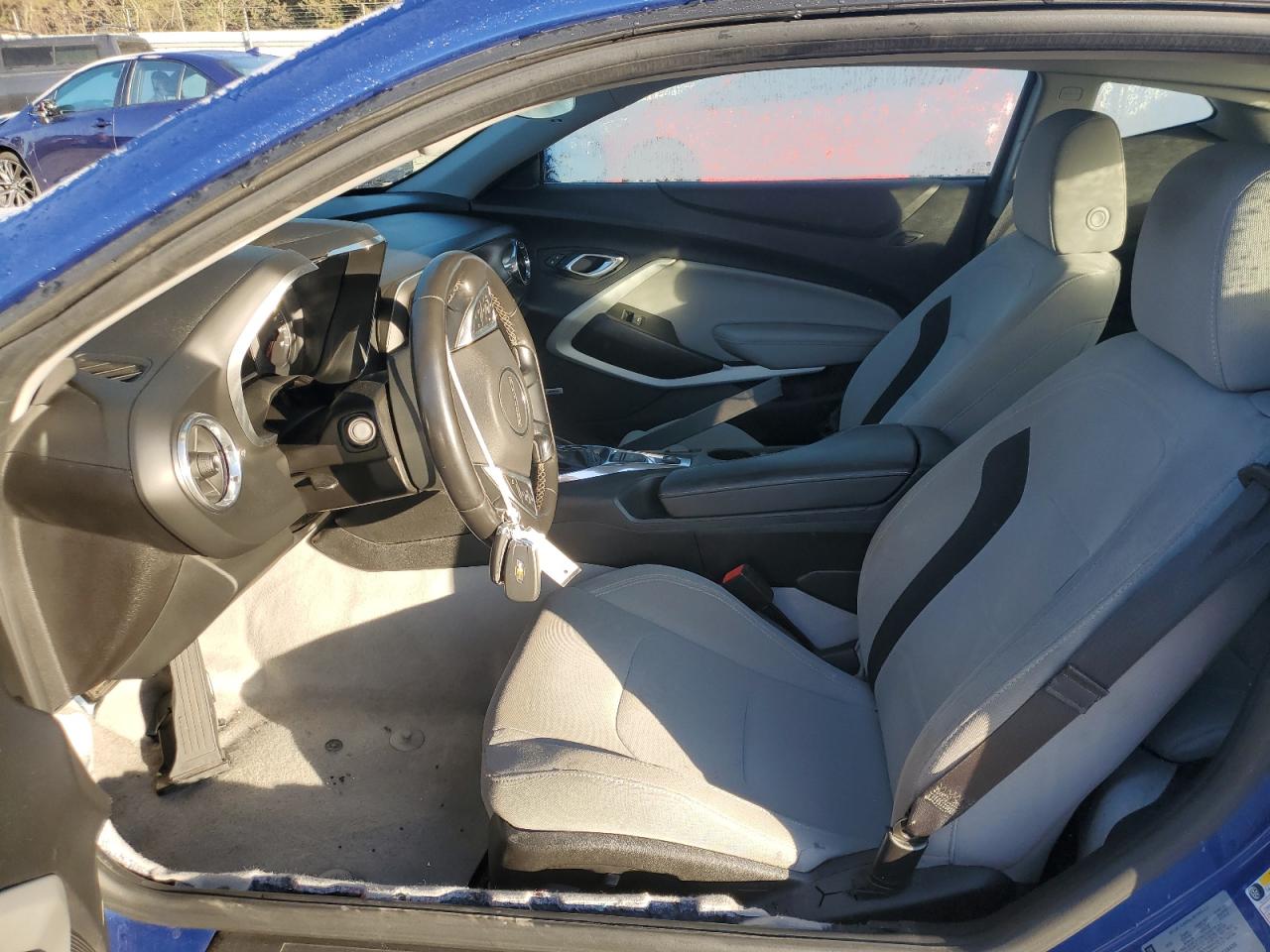 2019 Chevrolet Camaro - Image 7