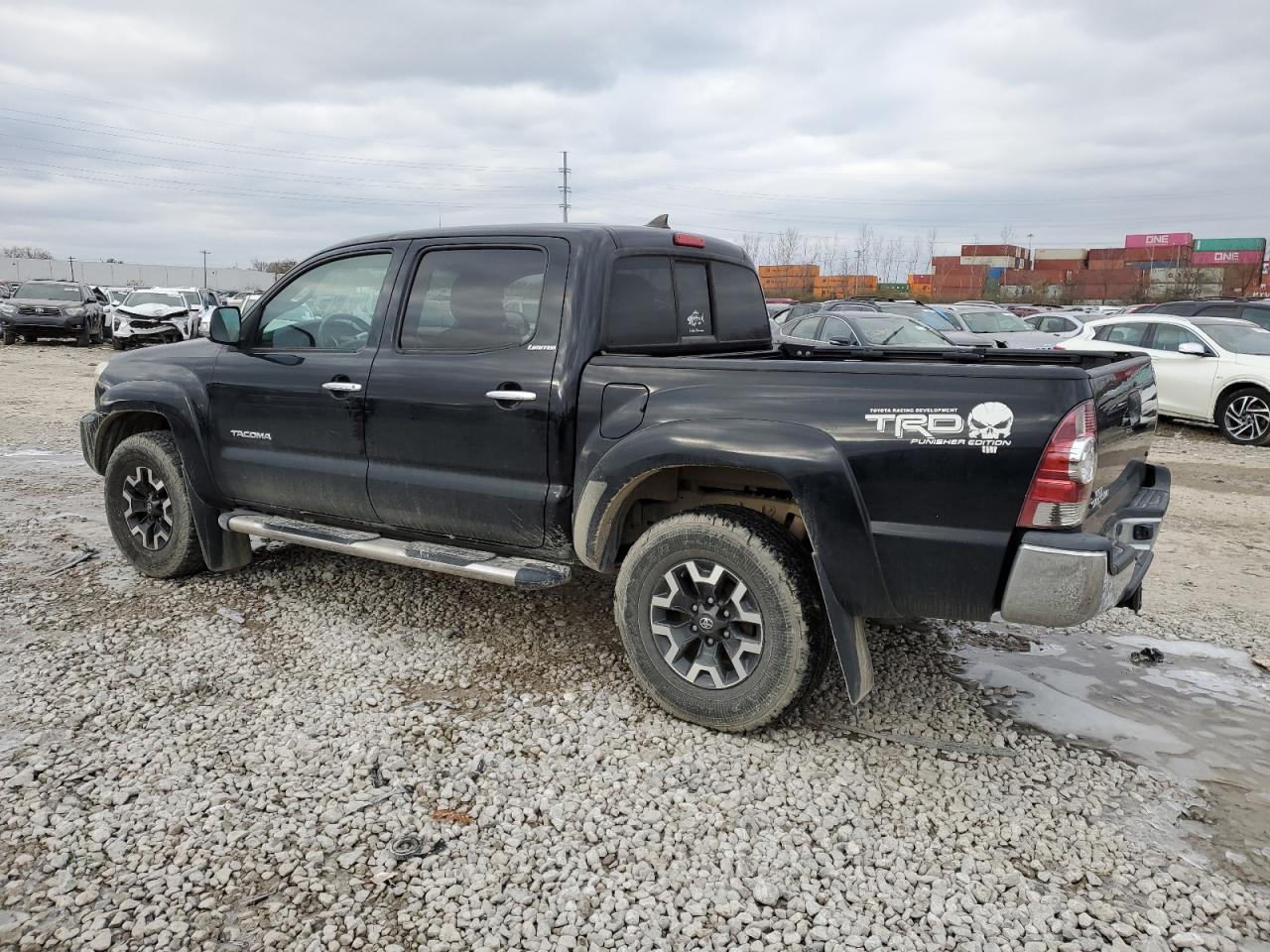 2014 Toyota Tacoma - Image 2