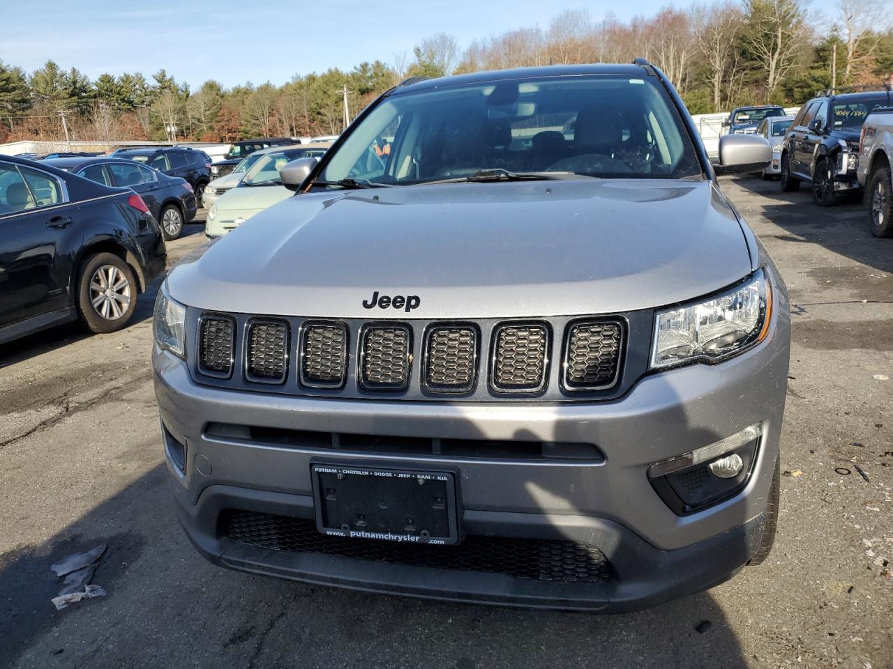 2018 Jeep Compass - Image 5