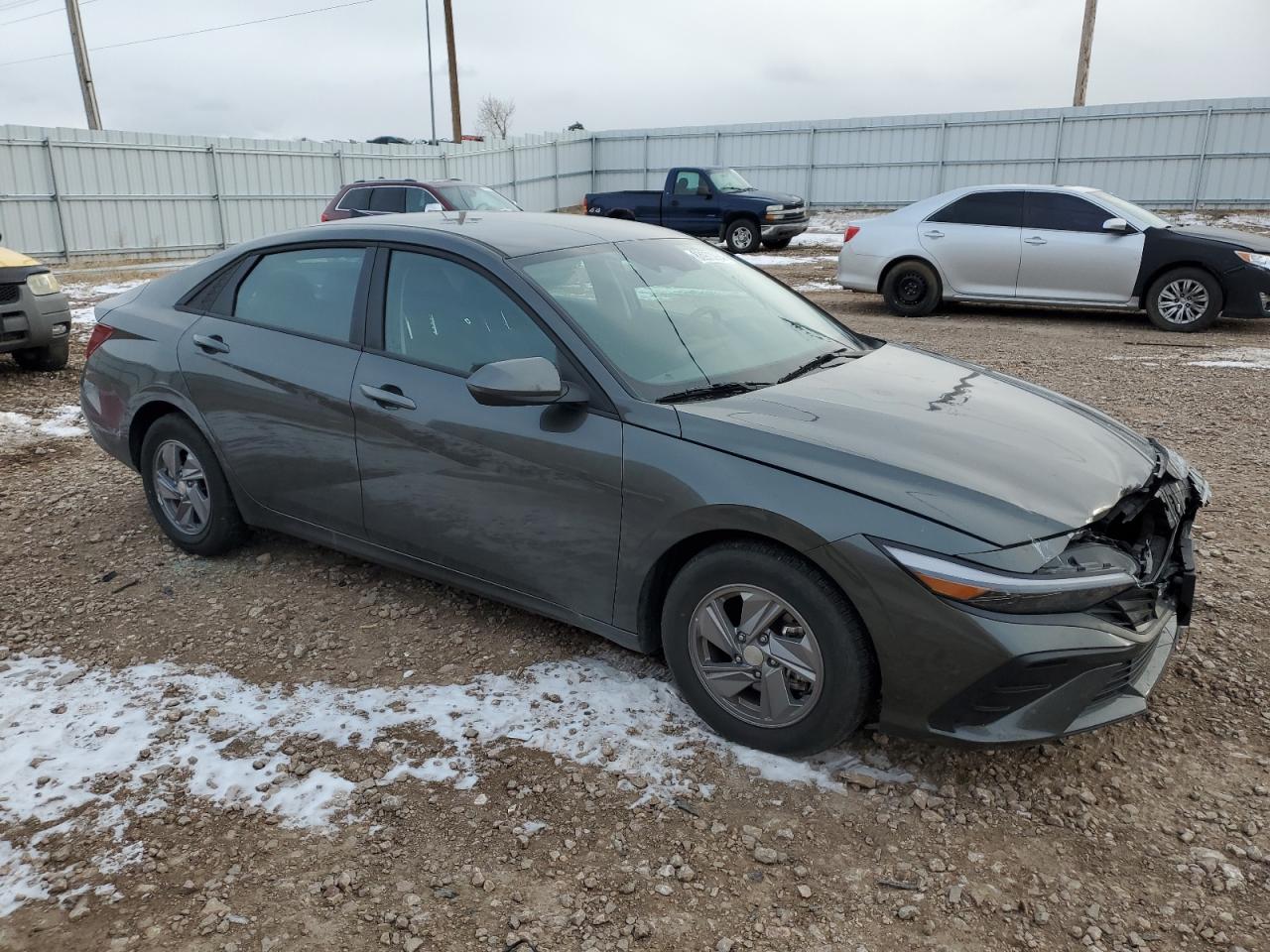 2024 Hyundai Elantra - Image 4