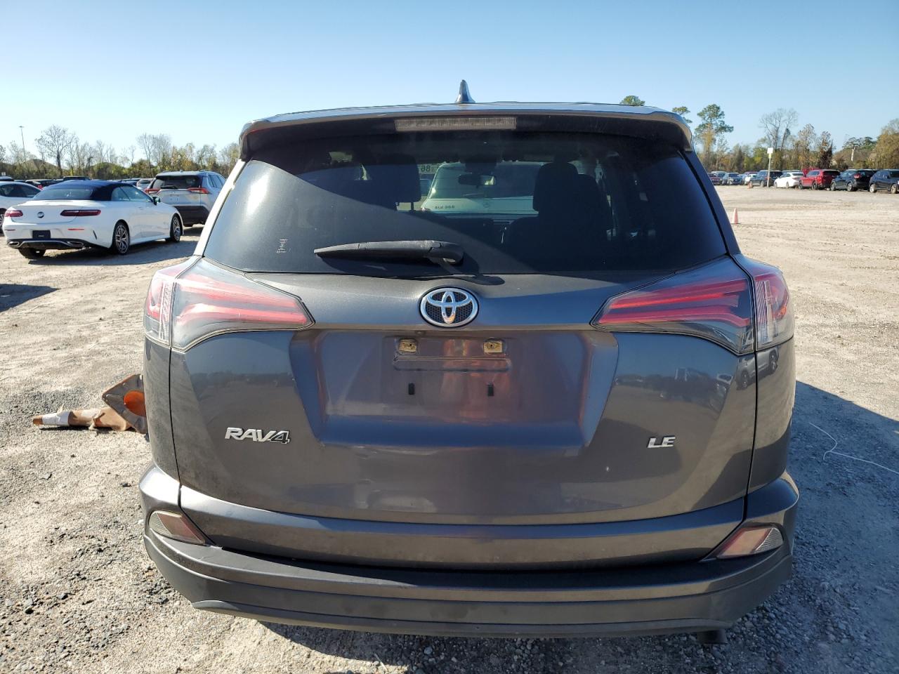 VIN JTMZFREV9JJ740379 2018 TOYOTA RAV4 no.6