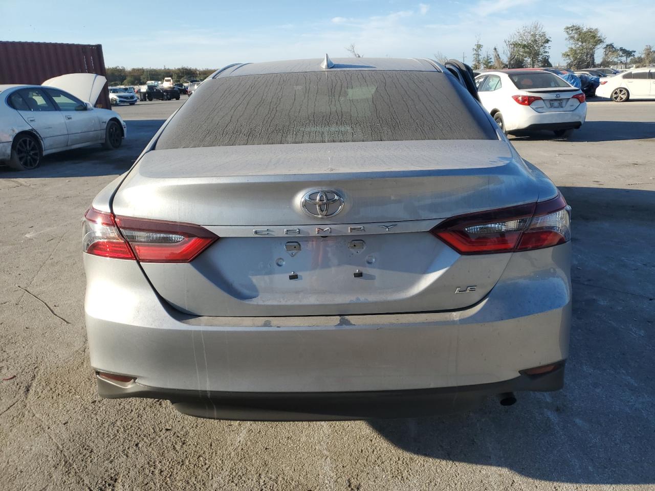 2022 Toyota Camry Le VIN: 4T1C11AK7NU057629 Lot: 83923184