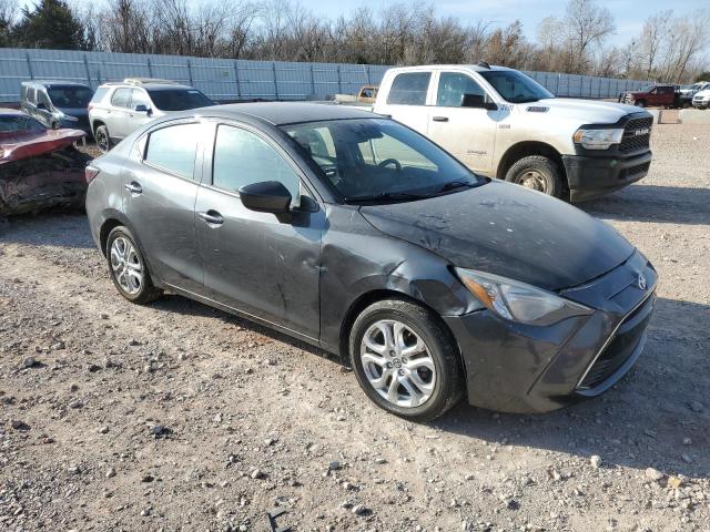  TOYOTA YARIS 2017 Szary