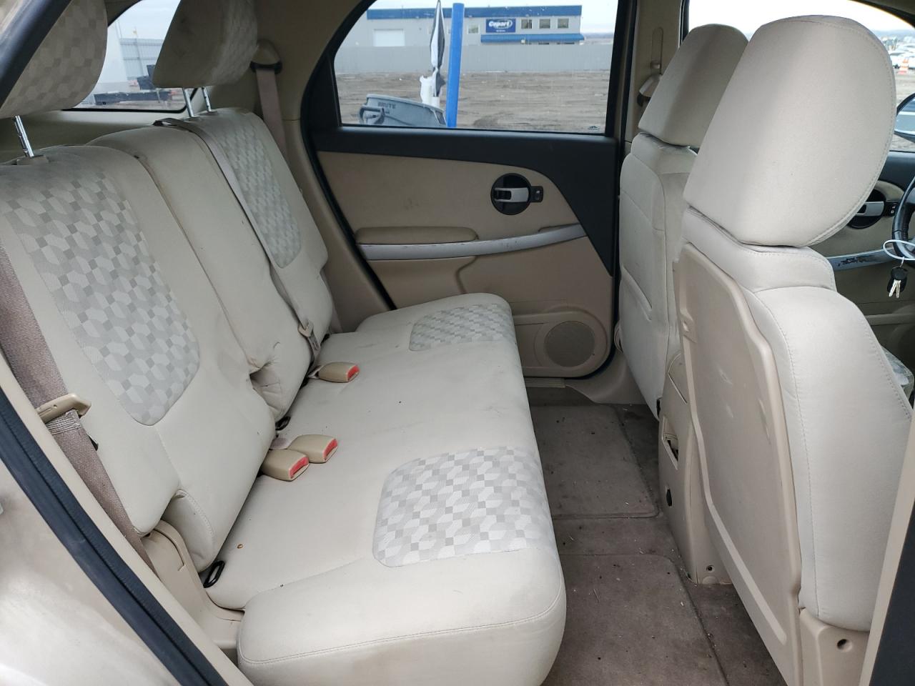 2005 Chevrolet Equinox - Image 11