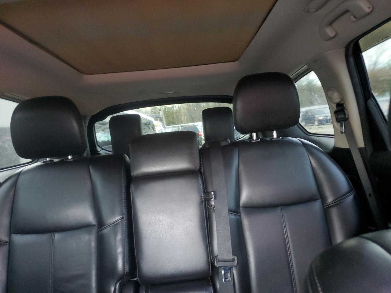 2014 Nissan Pathfinder - Image 10