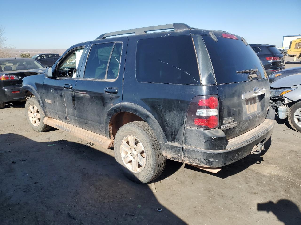2008 Ford Explorer - Image 2