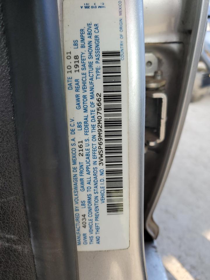 2002 Volkswagen Jetta - Image 12