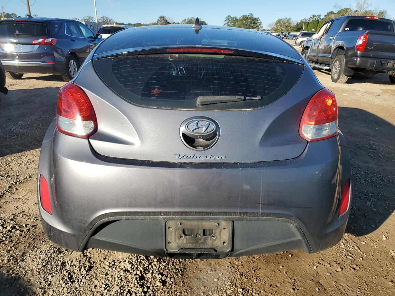 2017 Hyundai Veloster - Image 6