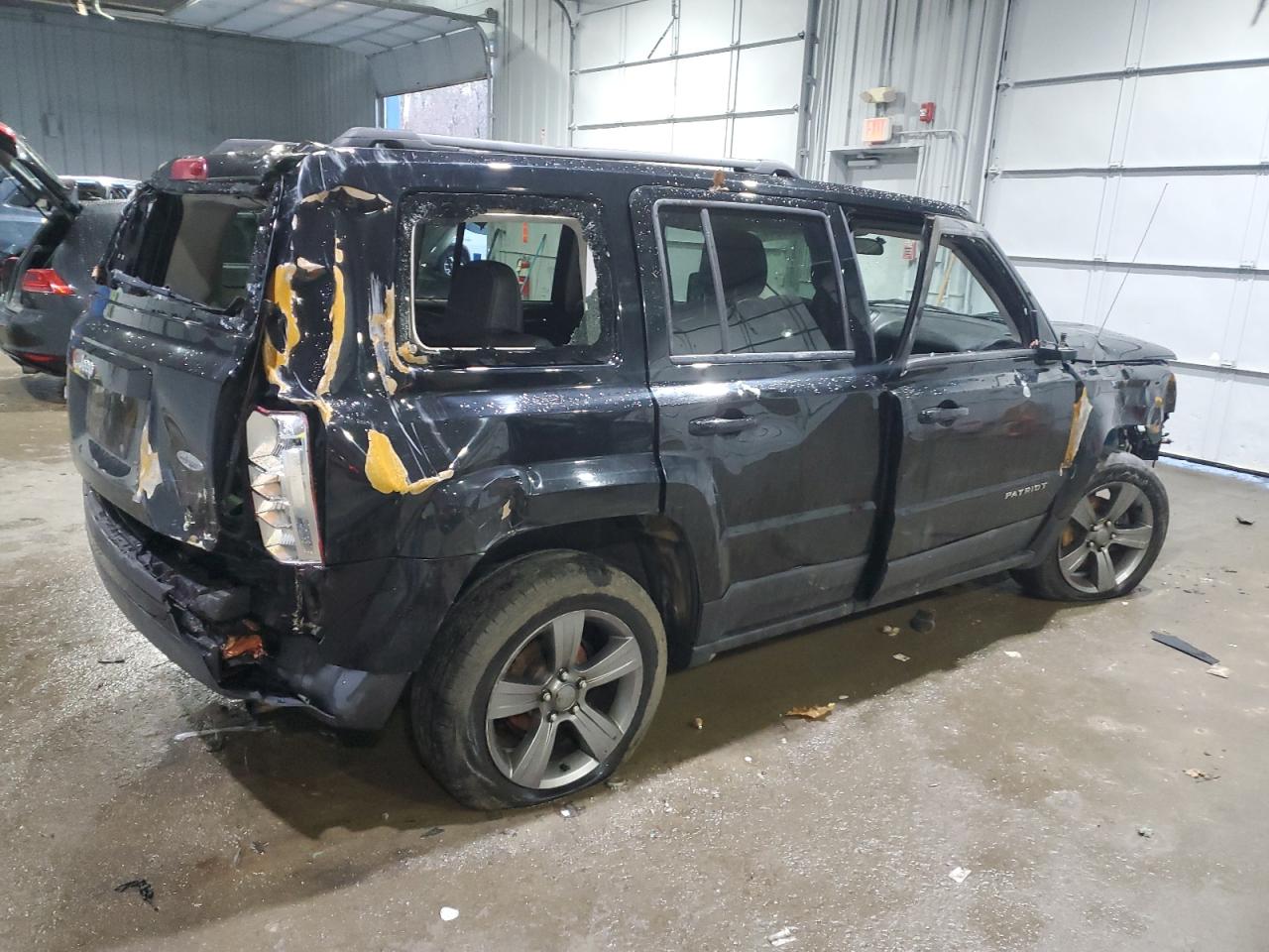 2015 Jeep Liberty (Patriot) - Image 3
