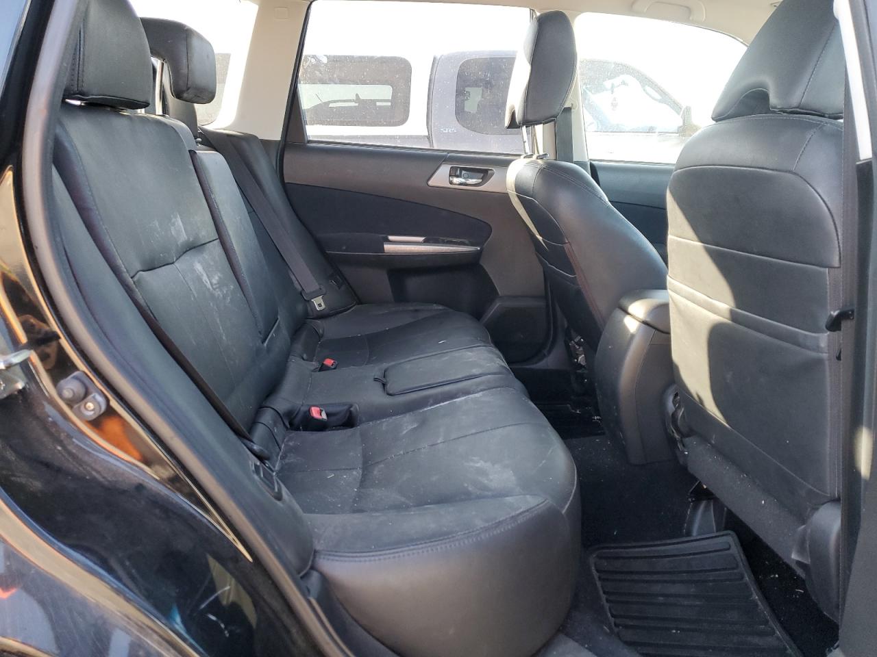 2013 Subaru Forester - Image 11