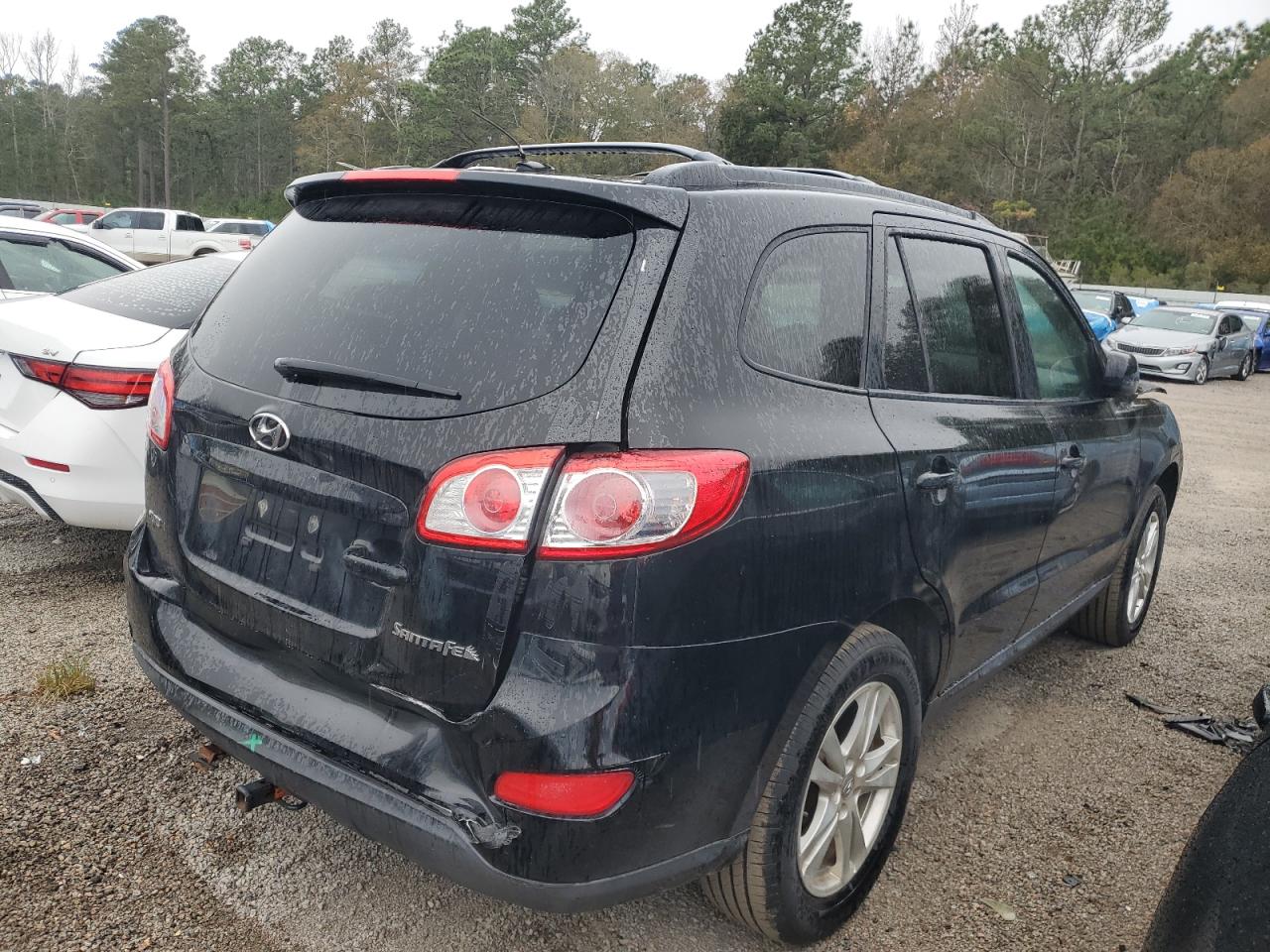 2011 Hyundai Santa Fe - Image 3