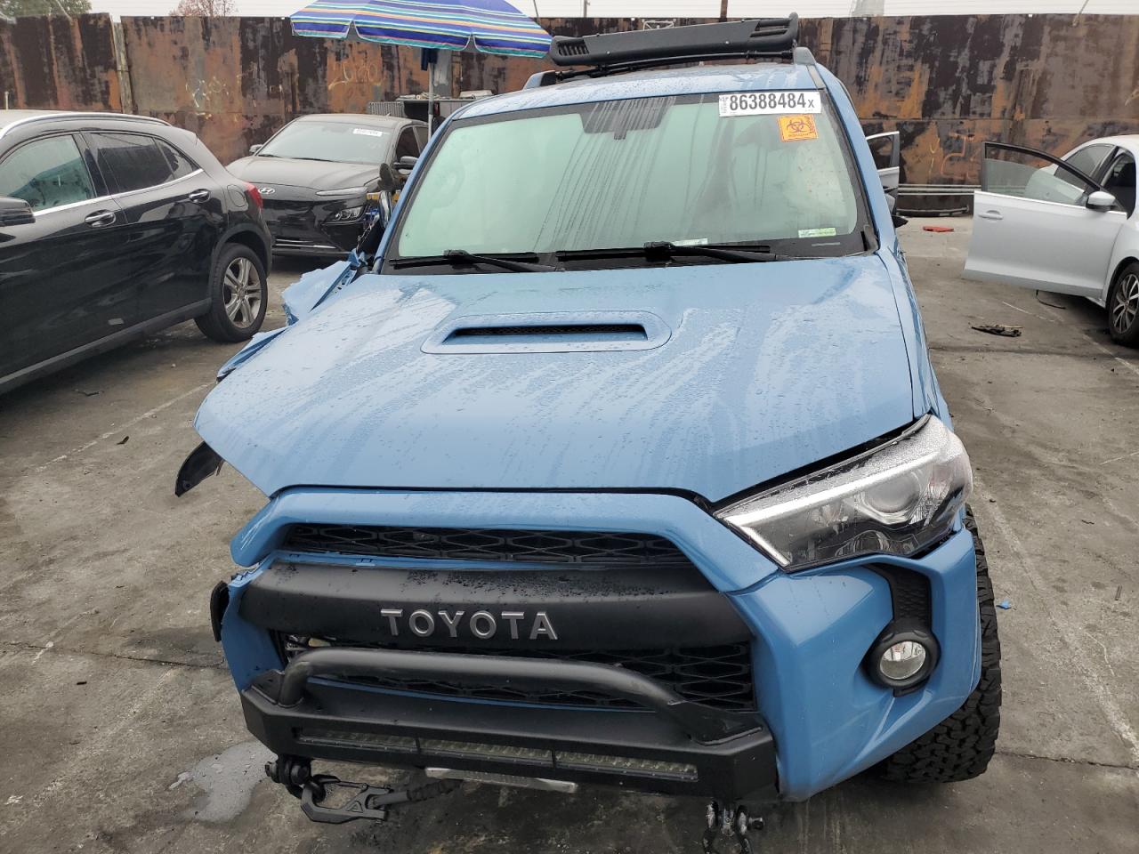 VIN JTEBU5JR2J5568130 2018 TOYOTA 4RUNNER no.5