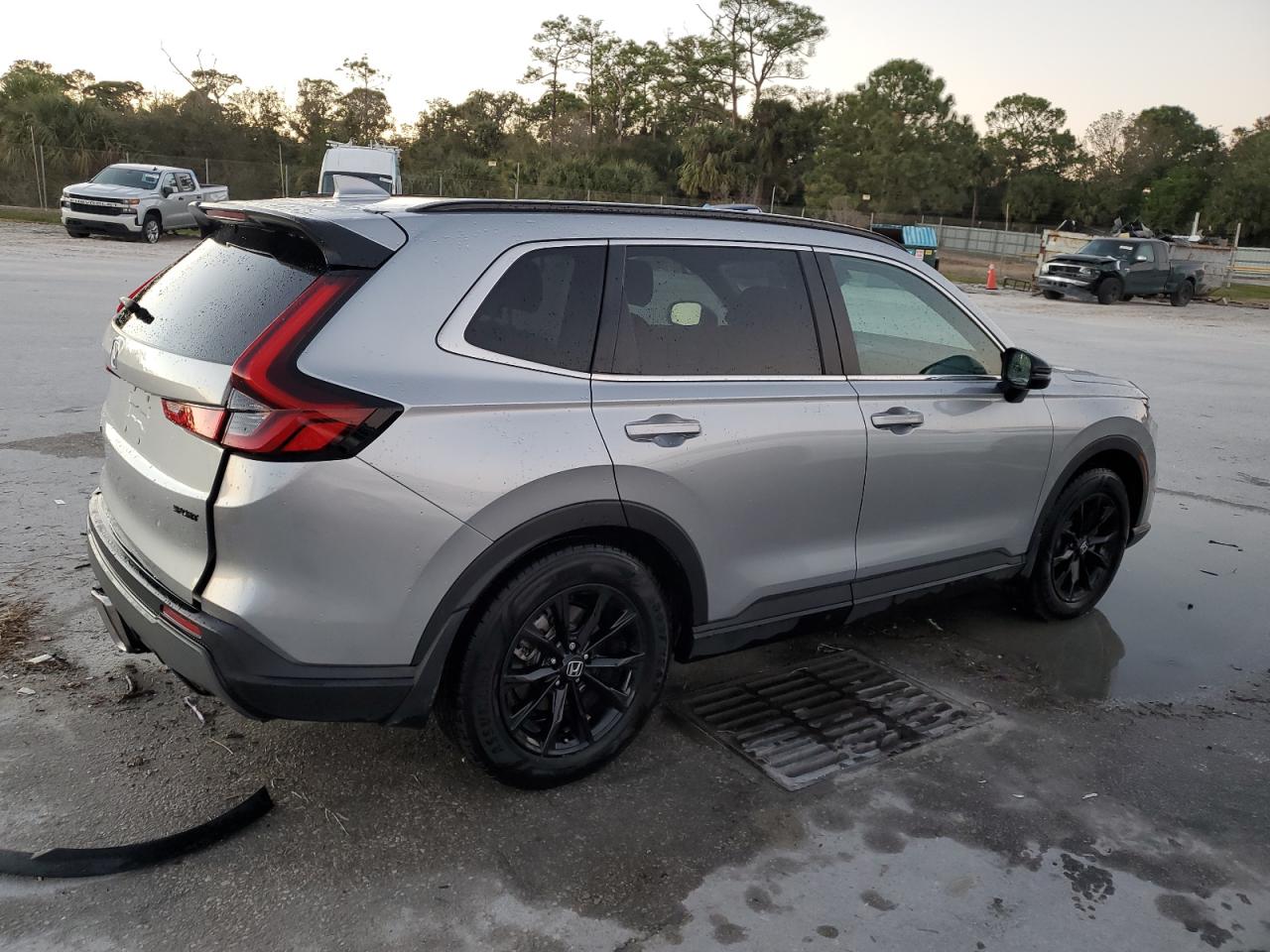 2024 Honda CR-V - Image 3
