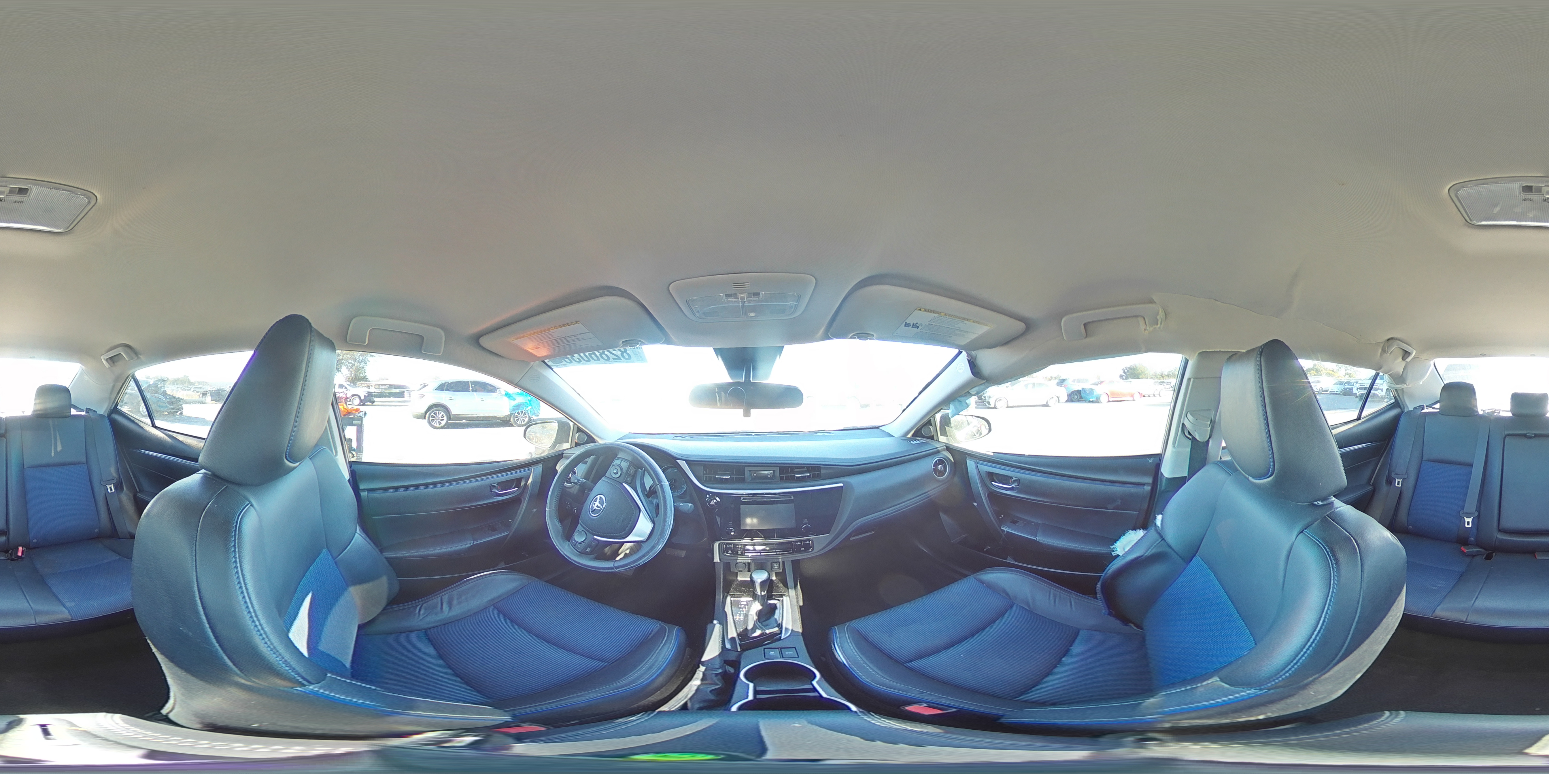 2018 Toyota Corolla - Image 12