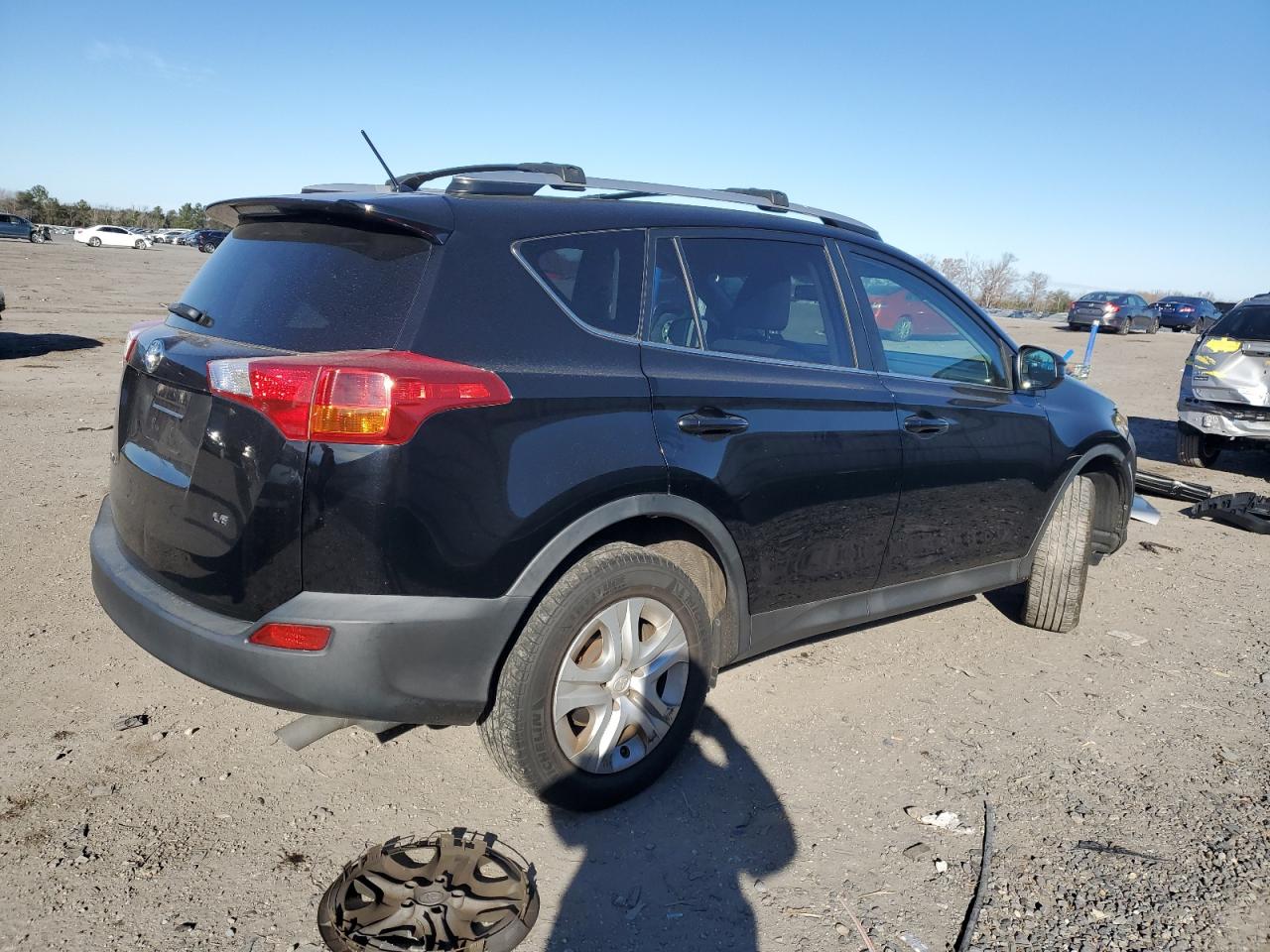 2015 Toyota RAV 4 - Image 3