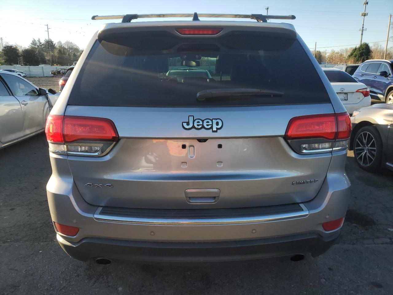 2014 Jeep Grand Cherokee - Image 6