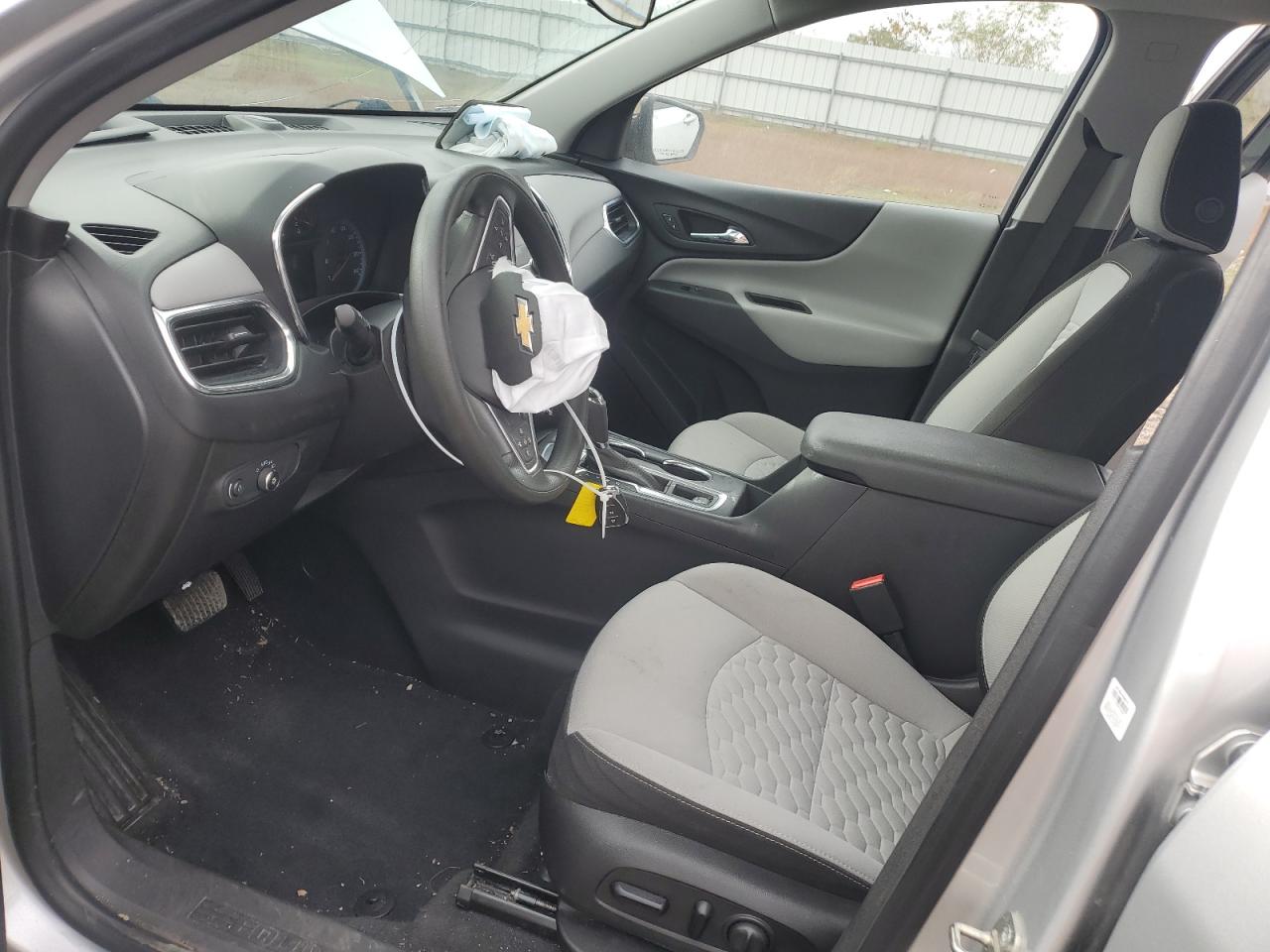 2020 Chevrolet Equinox - Image 7