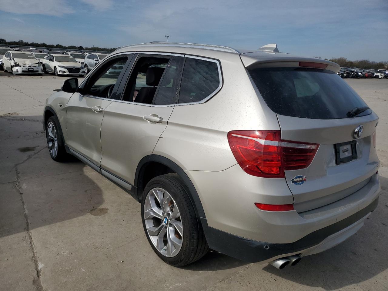 VIN 5UXWX9C57H0T02865 2017 BMW X3 no.2