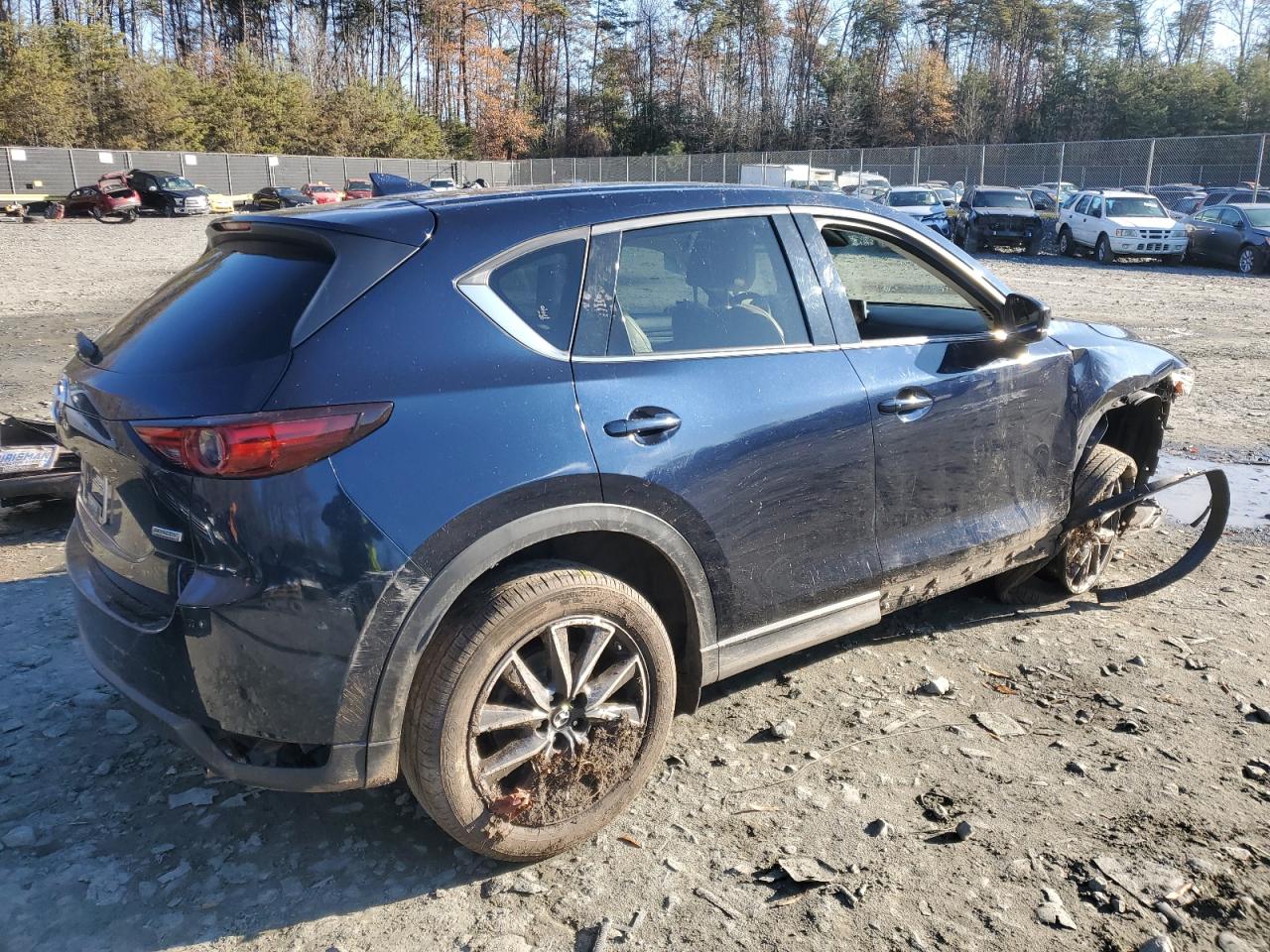 2017 Mazda CX-5 - Image 3