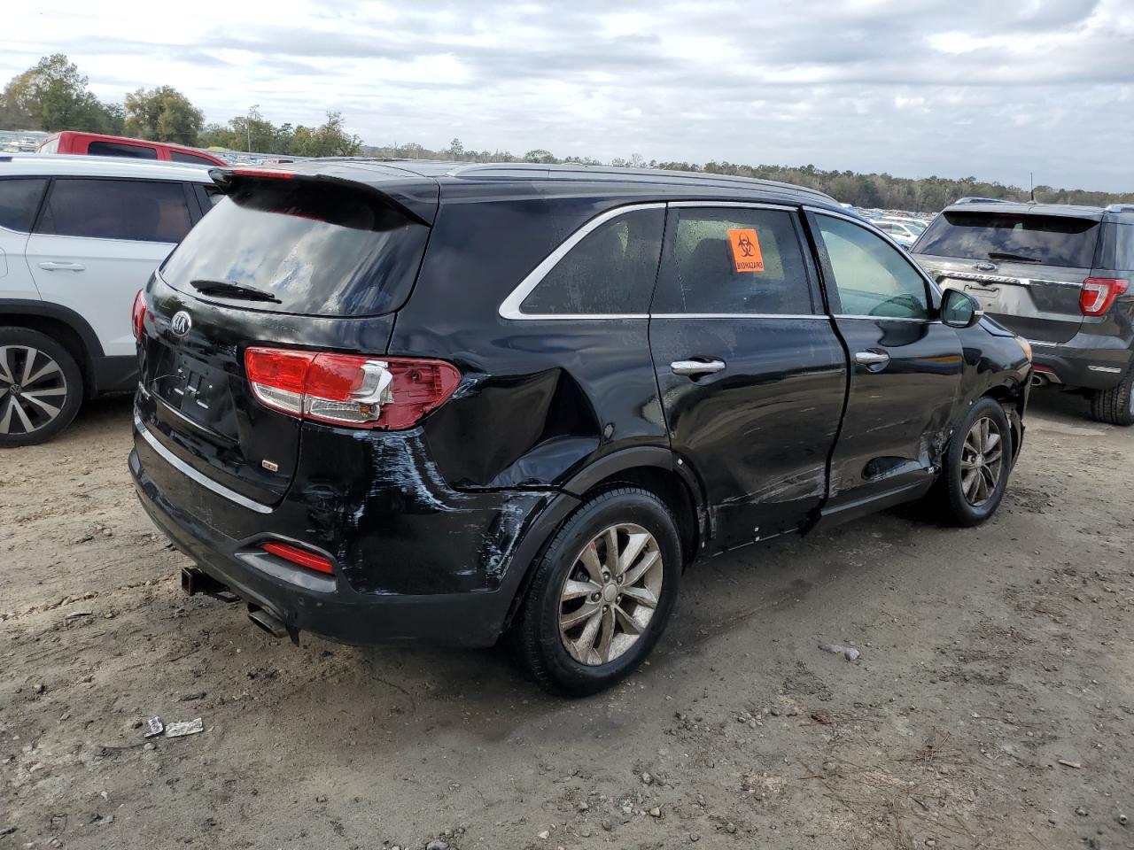 VIN 5XYPGDA34GG047529 2016 KIA SORENTO no.3